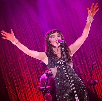 Lauren Mayberry