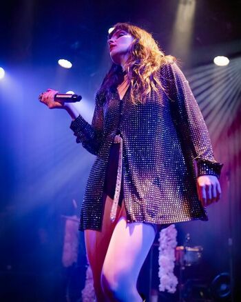 Lauren Mayberry