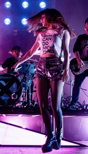 Lauren Mayberry