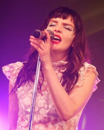 Lauren Mayberry