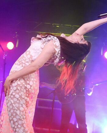 Lauren Mayberry