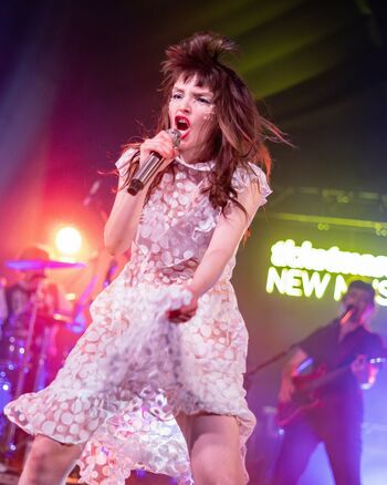 Lauren Mayberry