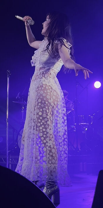 Lauren Mayberry