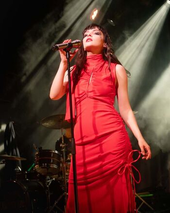 Lauren Mayberry