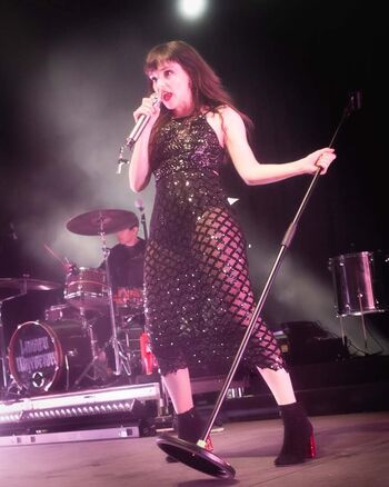 Lauren Mayberry