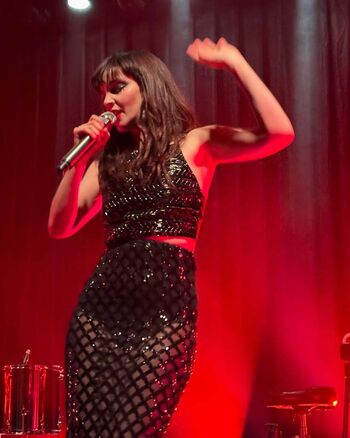 Lauren Mayberry