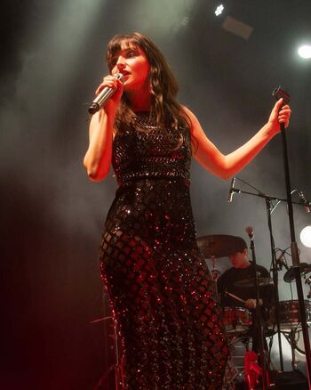 Lauren Mayberry