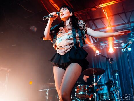 Lauren Mayberry