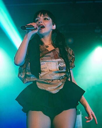 Lauren Mayberry