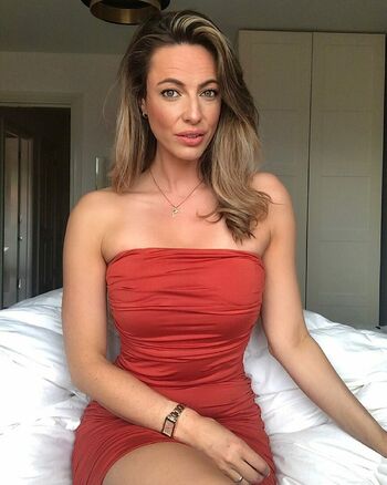 Lauren R