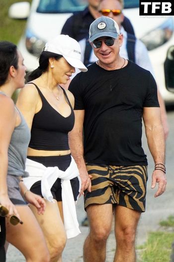 Lauren Sanchez