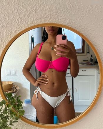 Layla (Laila Darboe)