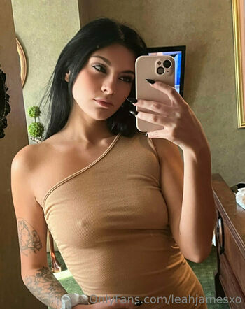 leahjamesxo