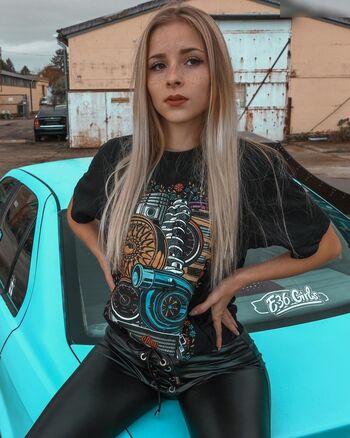 lealyferra / lea.ly