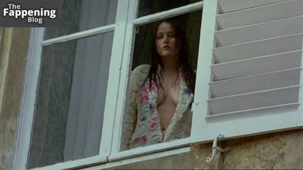 Leelee Sobieski