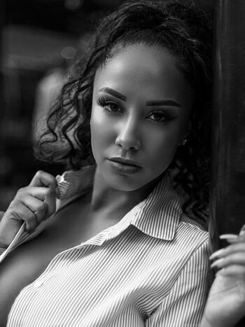 Leila Grey