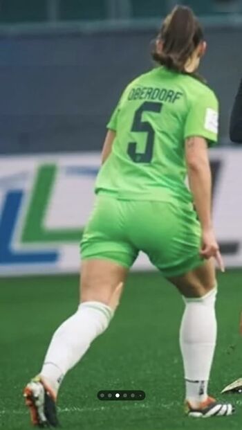 Lena Oberdorf