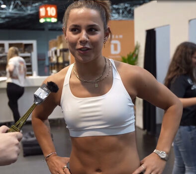 Lena Oberdorf