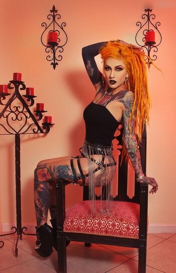 Lena Scissorhands