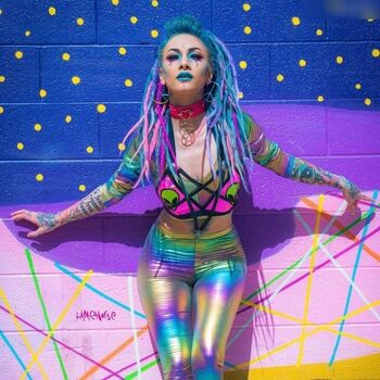 Lena Scissorhands