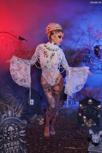 Lena Scissorhands