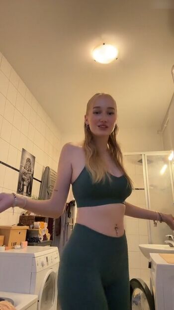 Lenaa.hdl