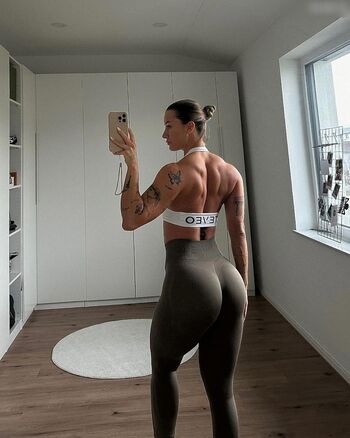 Lenaajoy