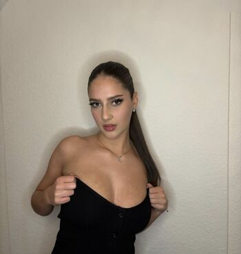 leni_pntr