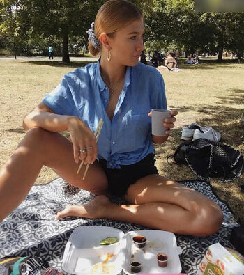 Leony Burger
