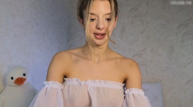 Lesi_Moon