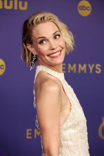 Leslie Bibb