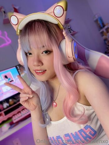Lewdkittenxo