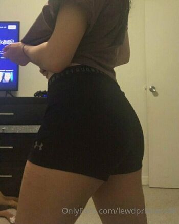 LewdPrincess08