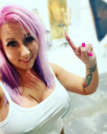 Lexi Bella