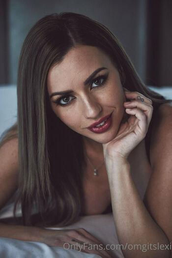 Lexi Belle