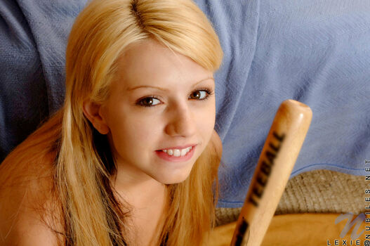 Lexi Belle