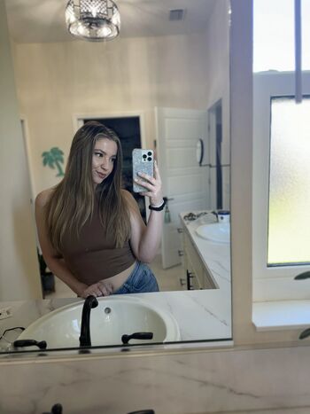 Lexi Love