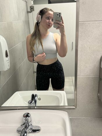Lexi Love