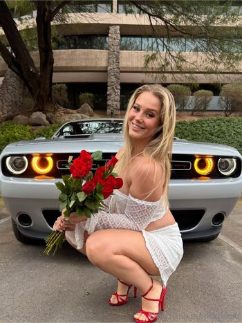 Lexi_Luv