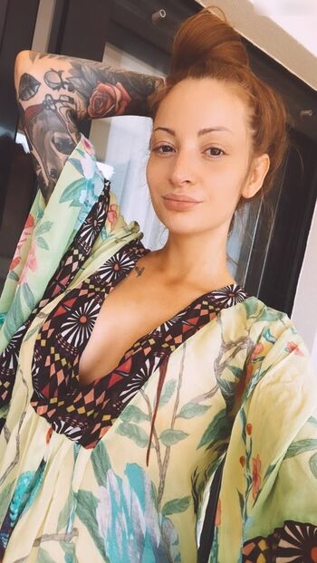 LiahLou