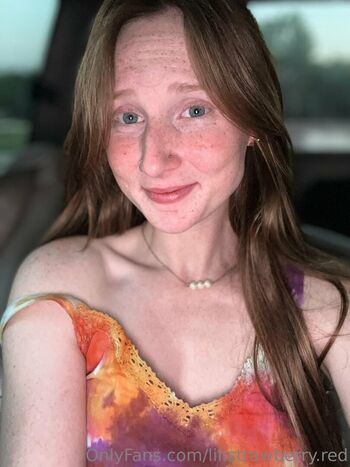 lil.strawberry.red