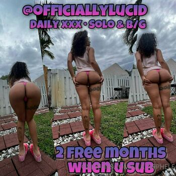 lila_nephele