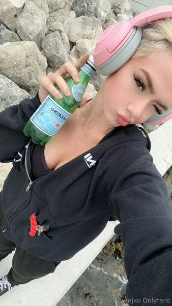 Lilbabymjxo