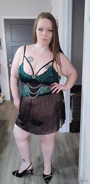 lilbarefootbunny01