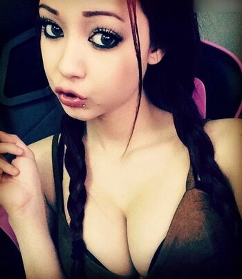 Lilchipmunk / Twitch