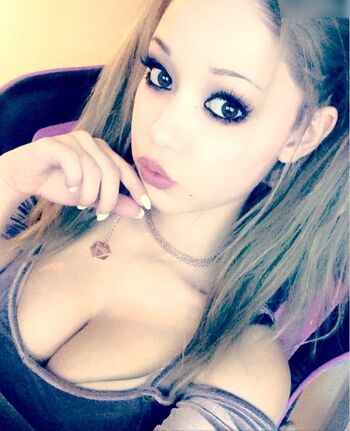Lilchipmunk / Twitch