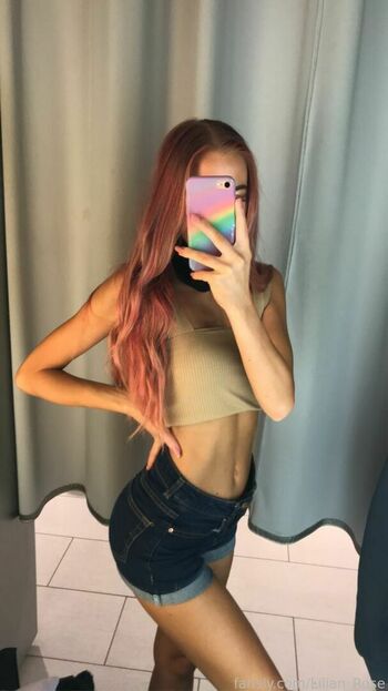 Lilian_Rose