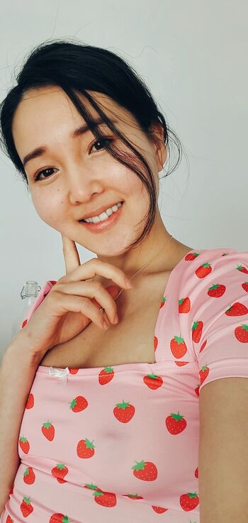 Lilly Ay