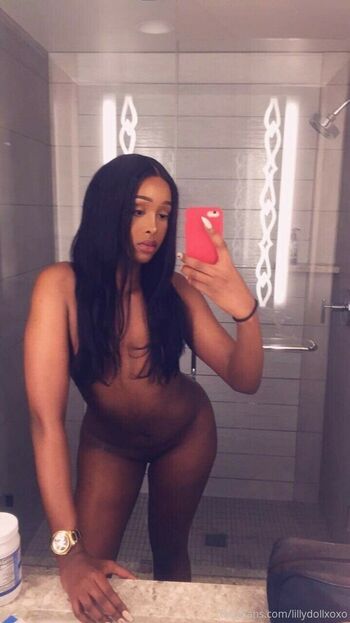 lillydollxoxo