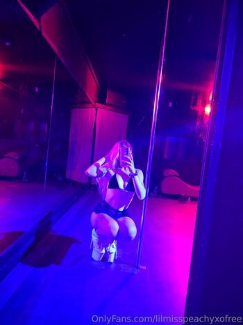 lilmisspeachyxofree